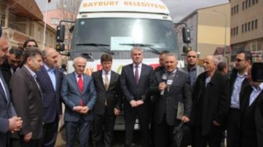 Bayburt&rsquo;tan Suriye&rsquo;ye İnsanı Yardım