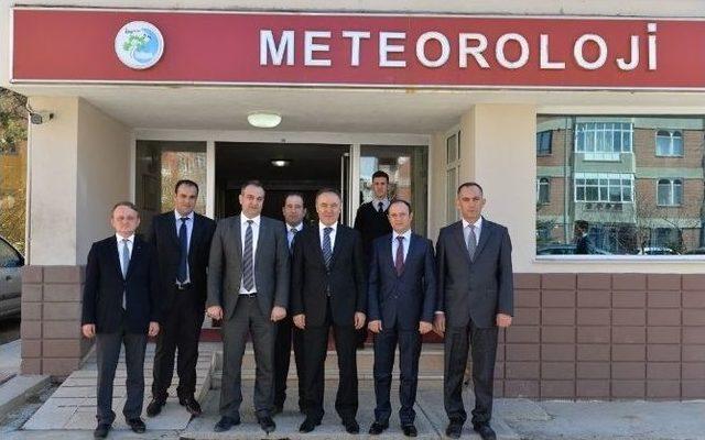 Vali Altıparmak, Meteoroloji 12. Bölge Müdürlüğünü Ziyaret Etti