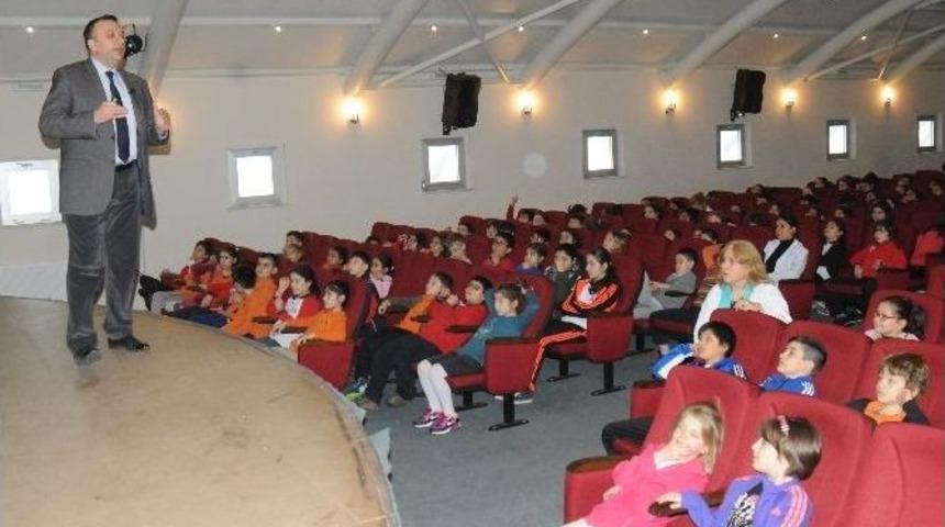 Şiddet İ&ccedil;erikli Oyunlar &Ccedil;ocukları Hasta Ediyor