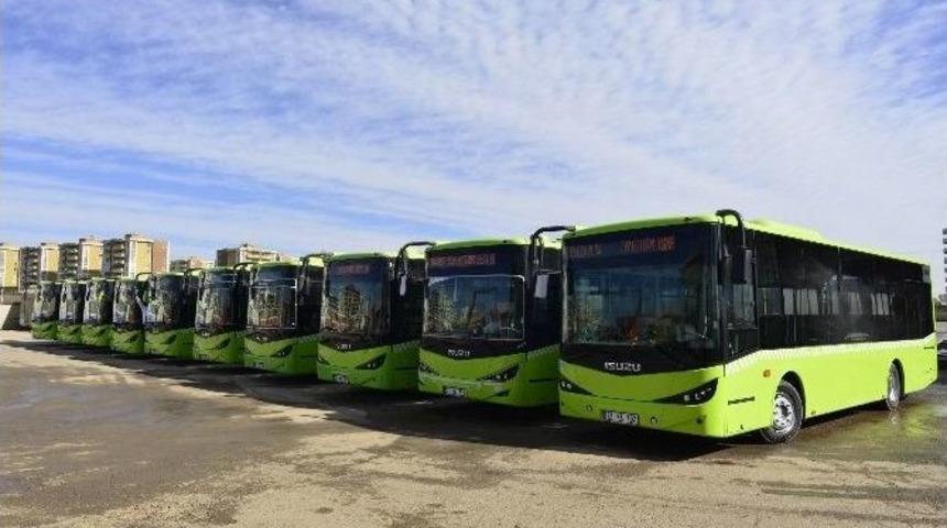 T&uuml;m İl&ccedil;elerde Toplu Taşıma Hizmeti Başladı