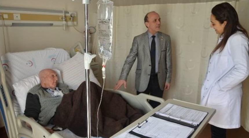 Başkan &Ouml;zt&uuml;rk&rsquo;ten Hasan Hoca&rsquo;ya Ziyaret