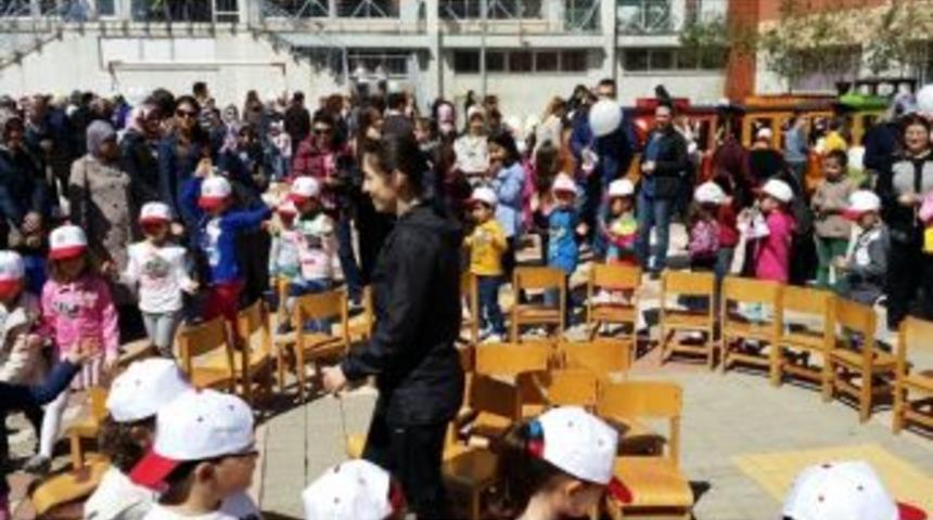 Şehzade Mehmet Koleji S&uuml;t Şenliği D&uuml;zenledi