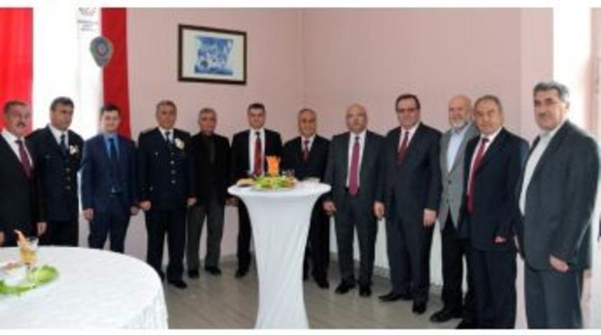 Afyonkarahisar&rsquo;da Polis Haftası Kokteyli