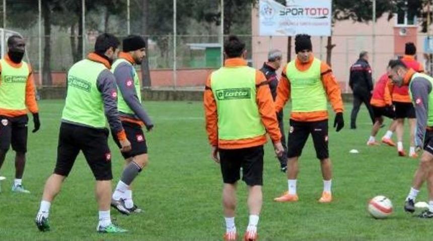 Adanaspor, Giresunspor Ma&ccedil;ı Hazırlıklarını Tamamladı