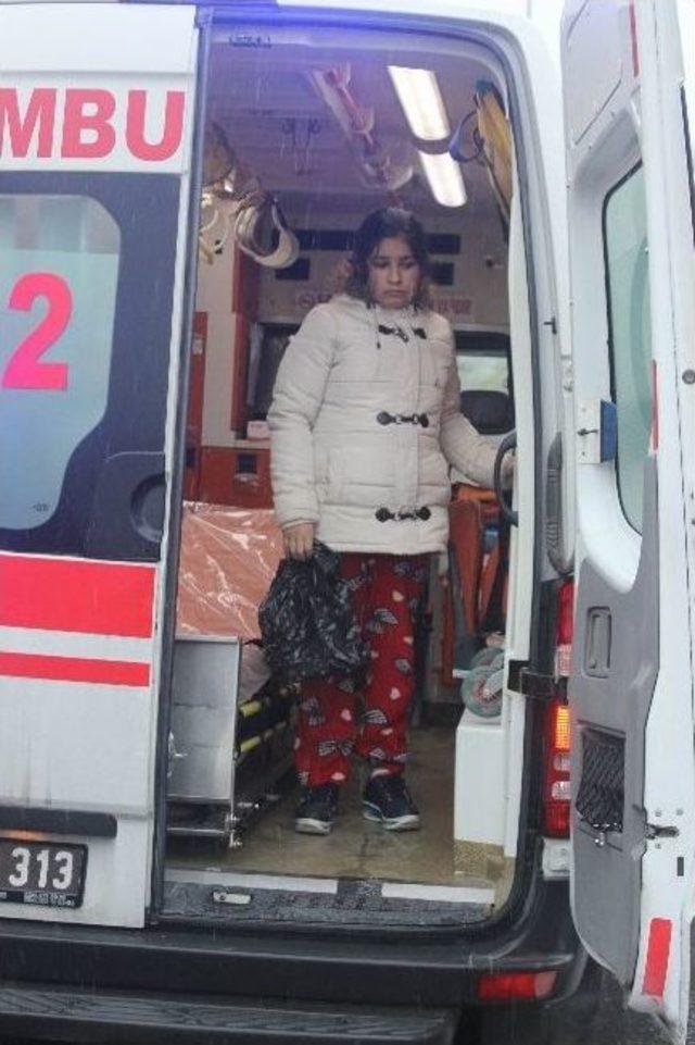 Mahalleli Kendi Topladıkları Parayla Alınan Yemekten Zehirlendi 1