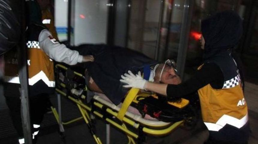 İntihar Etmek I&ccedil;in Sakarya Nehri'ne Atladı, Y&uuml;zerek Ağaca Tutundu