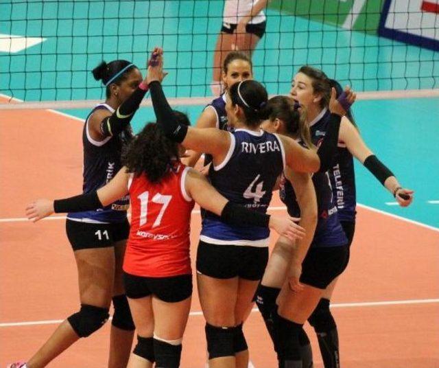 Bursa Büyükşehir, Challenge Cup Final Ikinci Maçında Uralochka Ntmk Ekaterinburg Karşılaşıyor