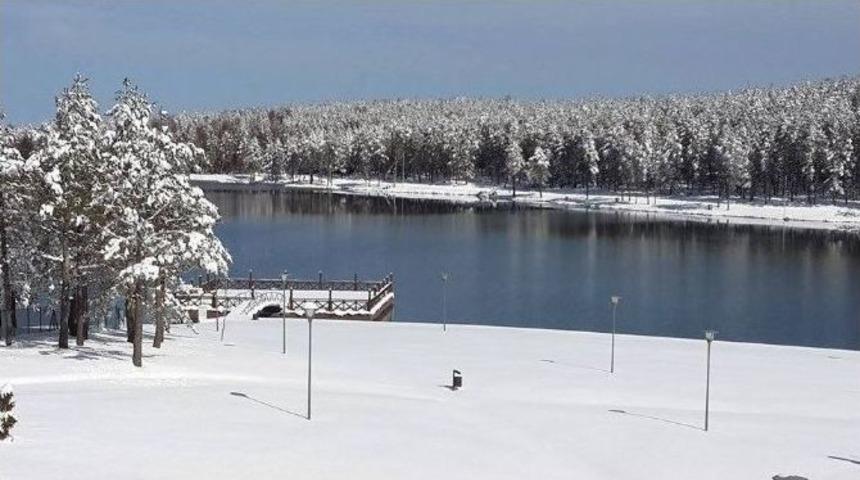 Topuk Yaylası’nda Baharda Kış Manzarası
