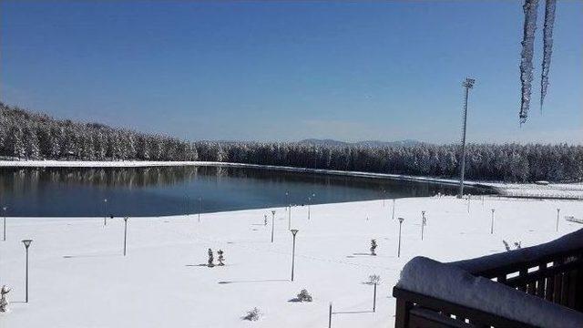 Topuk Yaylası’nda Baharda Kış Manzarası