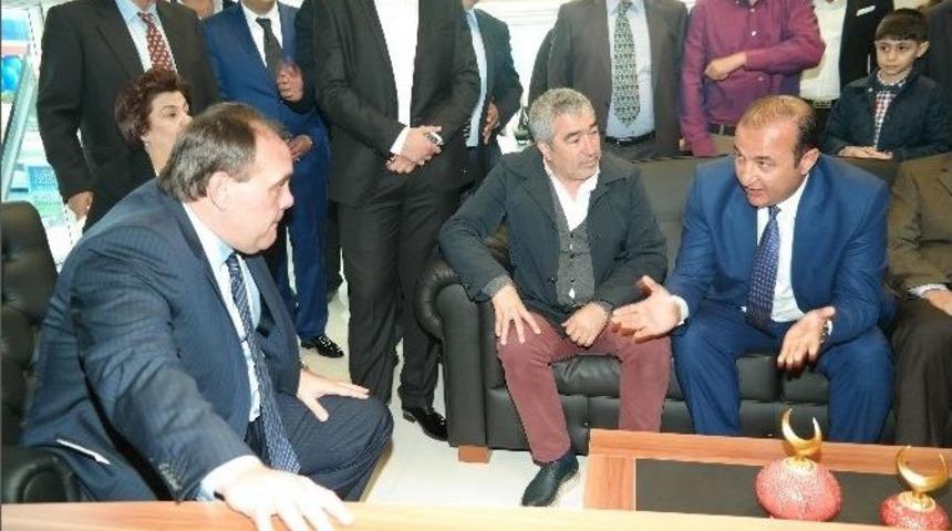 Tff Başkanı Demirören’den Ceyhan’a 2 Futbol Sahası Sözü