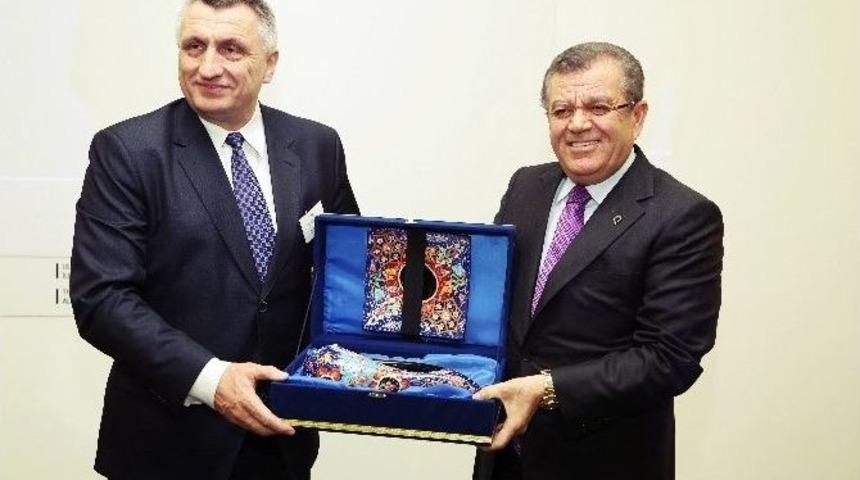 Ato Ankara&rsquo;nın İhracatını Artırmak İ&ccedil;in &Ccedil;ek Ticaret Odası İle İşbirliği Yapıyor