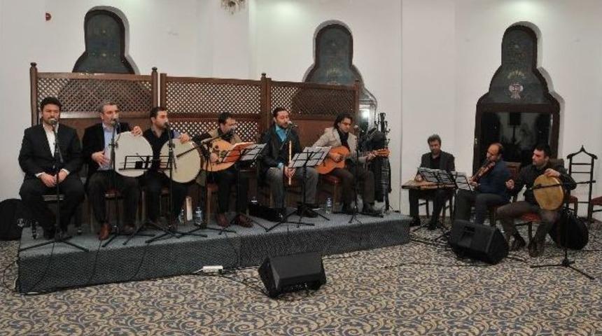 Ke&ccedil;i&ouml;ren&rsquo;de Bezm-i Safa Geleneği S&uuml;r&uuml;yor