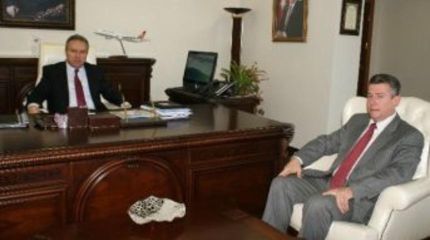 İha Kocaeli B&ouml;lge M&uuml;d&uuml;r&uuml; D&uuml;zce&rsquo;de Ziyaretlerde Bulundu