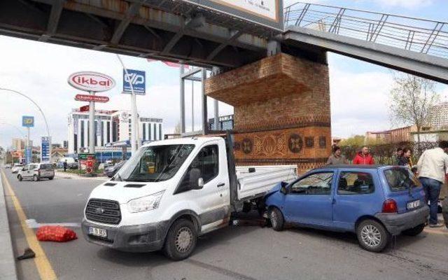 Ankara'da Trafik Kazası : 2'si Çocuk 3 Yaralı