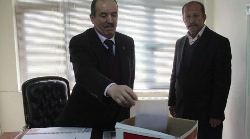 Nevzat Ak&ccedil;in G&uuml;ven Tazeledi