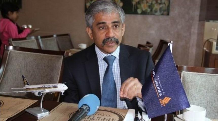 Singapur Havayolları, İstanbul&rsquo;a A380&rsquo;le Gelmeyi D&uuml;ş&uuml;n&uuml;yor