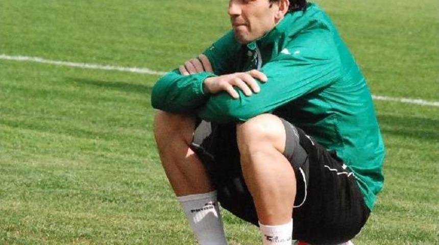 Akhisar Belediyespor'da Gekas &Ccedil;atlağı