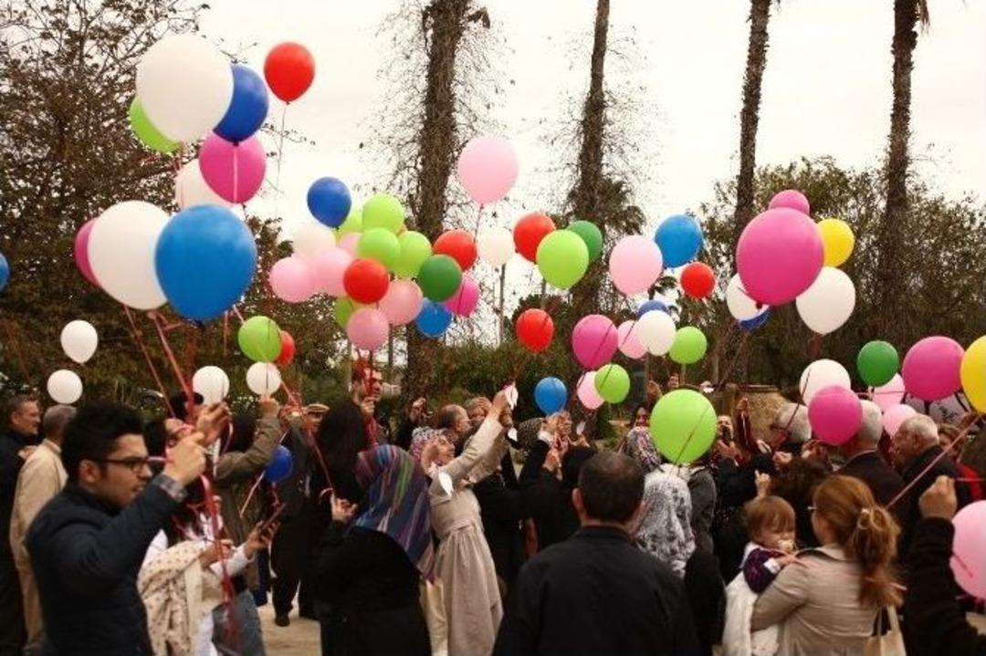 Umutlarını G&ouml;ky&uuml;z&uuml;ne U&ccedil;urdular