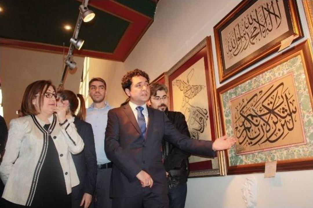 &lsquo;h&uuml;sn-i Hat&rsquo; Sergisi Ziyaret&ccedil;ileri Bekliyor