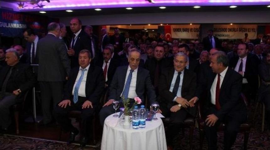 T&uuml;rk-iş Başkanı Atalay &Ouml;rg&uuml;tlenme &Ouml;zg&uuml;rl&uuml;ğ&uuml; İstedi