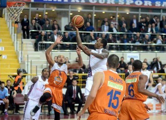 Trabzonspor Medical Park-İstanbul Büyükşehir Belediye: 92-88