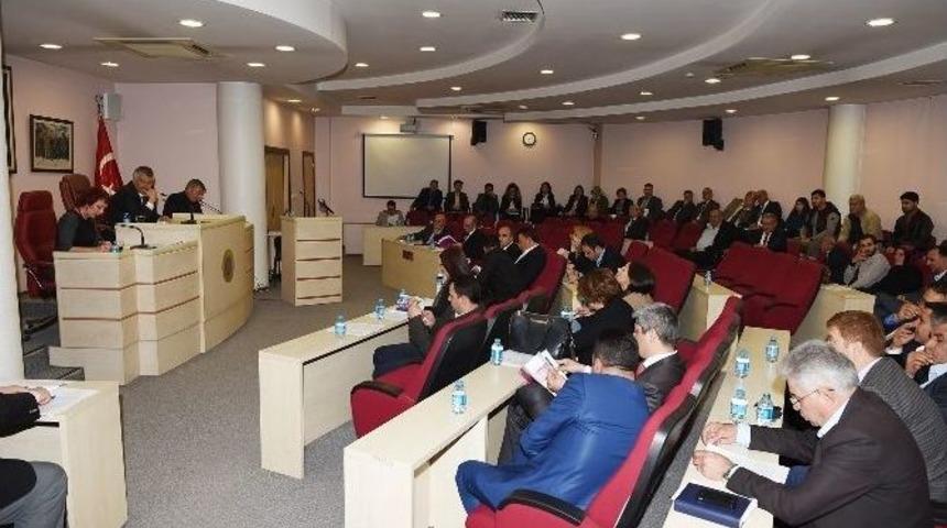 Karalar&rsquo;ın Faaliyet Raporu Oy Birliği İle Kabul Edildi