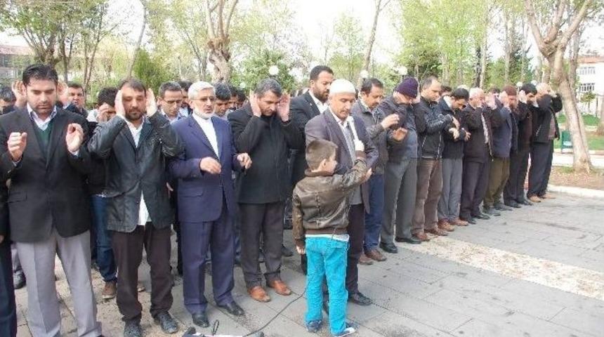 Muhammed Kameruzzaman İ&ccedil;in Gıyabi Cenaze Namazı Kılındı