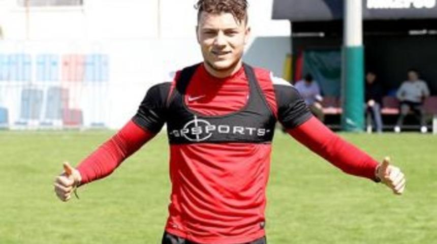 Trabzonspor'da Yanal&rsquo;In En B&uuml;y&uuml;k Kozu Yusuf Erdoğan