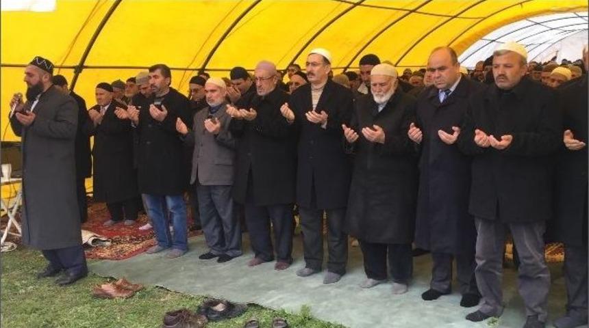 Yerk&ouml;y &Ccedil;ift&ccedil;ileri Ş&uuml;k&uuml;r Duasına &Ccedil;ıktı