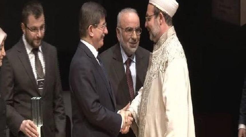 Davutoğlu, Meridyen Derneği Kutlu Doğum Haftası Programında...