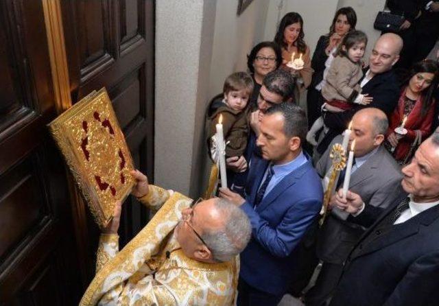 Orthodox Christians Celebrate Easter 2015 In Turkey