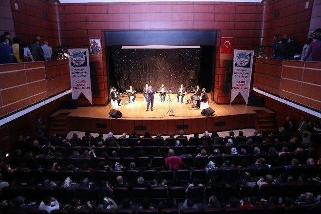 Zekai Tunca’dan Keyif Dolu Gece