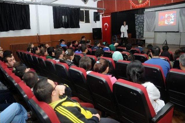 Yenimahalle’de ‘engelsiz’ Diş Taraması