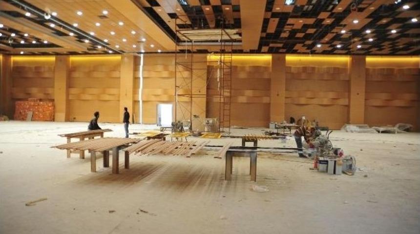Başkan T&uuml;t&uuml;nc&uuml;, İl&ccedil;ede S&uuml;rd&uuml;r&uuml;len &Ccedil;alışmaları Yerinde İnceledi