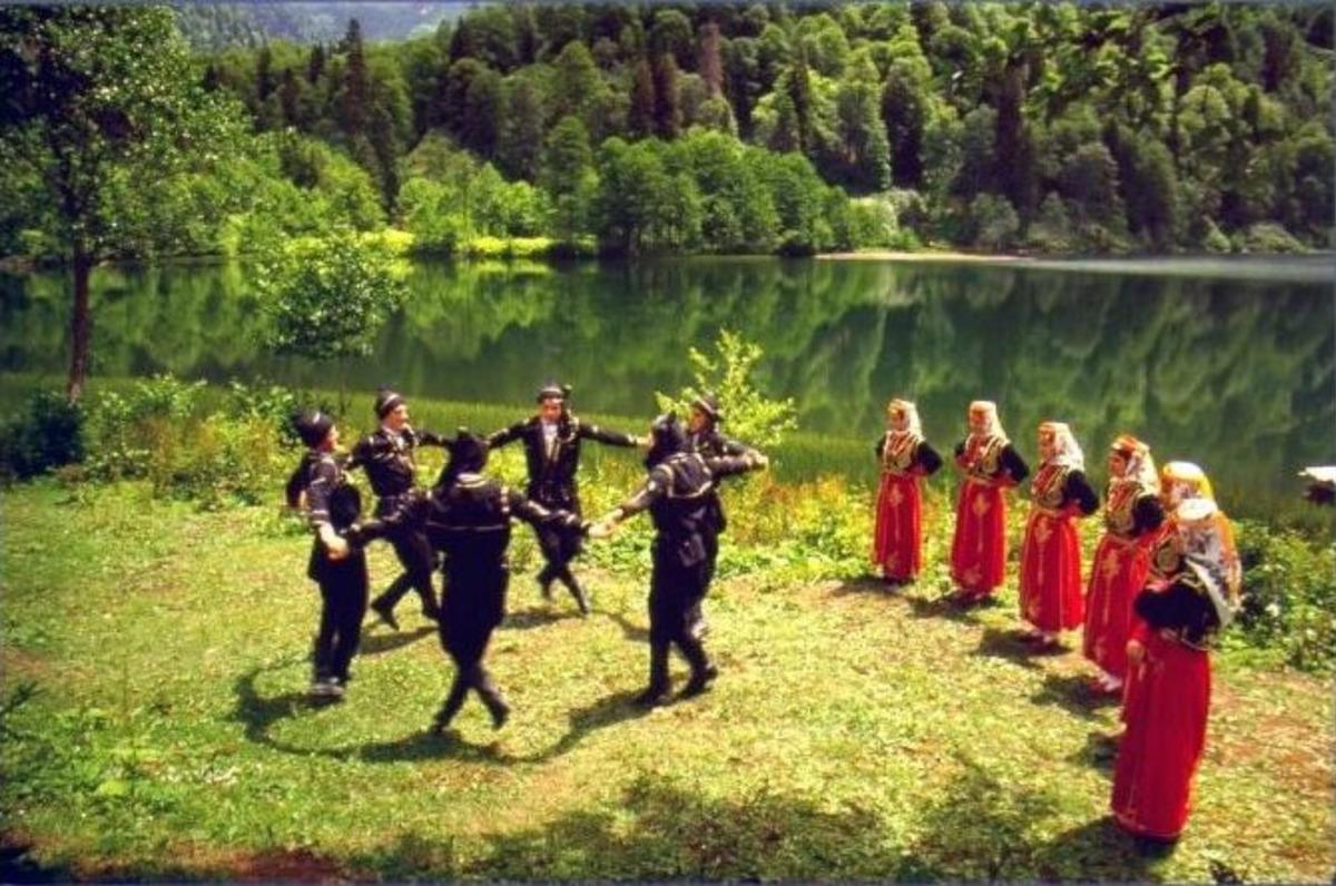 Artvin G&uuml;nleri&rsquo;nde Geleneksel K&ouml;y D&uuml;ğ&uuml;n&uuml; Yapılacak