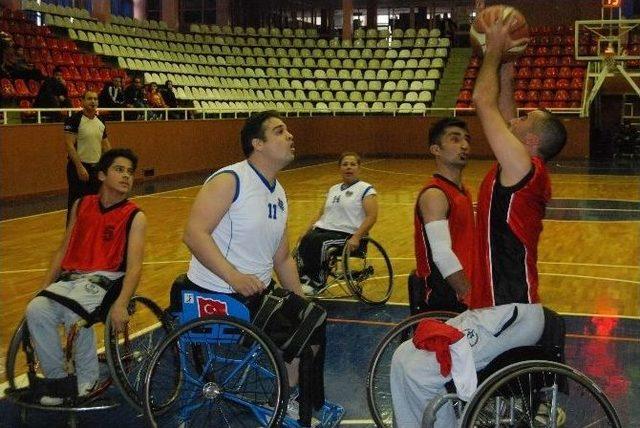 Garanti Tekerlekli Sandalye Basketbol 1. Ligi