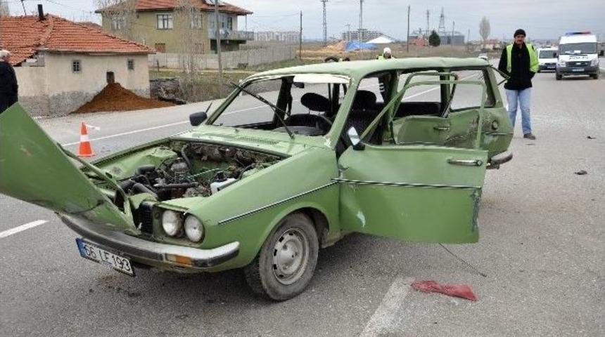 Sorgun&rsquo;da Trafik Kazası: 1&rsquo;i Ağır 4 Yaralı