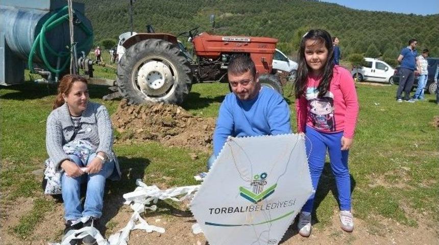 Torbalı’da Uçurtmalar, Lösemili Çocuklar İçin