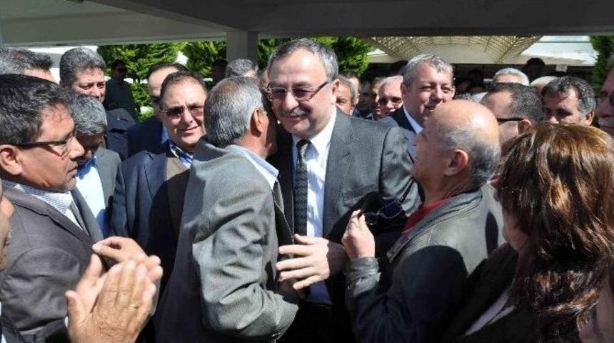 Ak Parti Muğla Milletvekili Adayı Hasan &Ouml;zyer&rsquo;e Coşkulu Karşılama