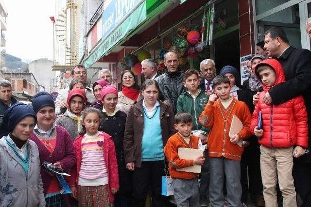 Kardeş Belediyelerden Düzköy Belediyesi’ne İş Makinesi Desteği