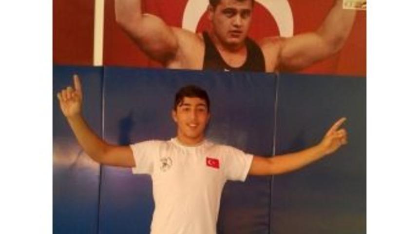 G&uuml;reşte Samet G&uuml;zel T&uuml;rkiye Birincisi Oldu