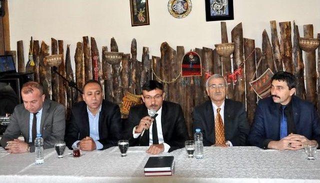 Mhp Uşak Adayları Basınla Bir Araya Geldi