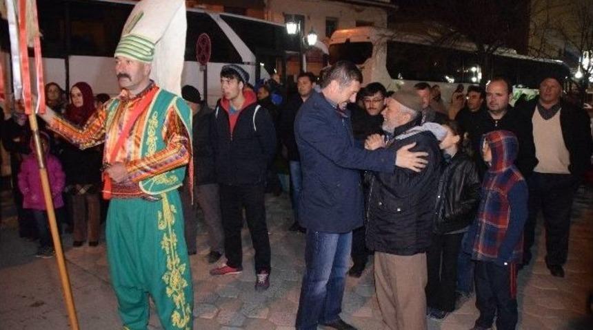 Sındırgı Belediyesi&rsquo;nden &Ccedil;anakkale &Ccedil;ıkarması