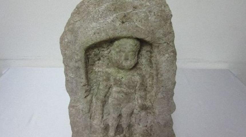 Roma D&ouml;nemine Ait Heykel Ele Ge&ccedil;irildi