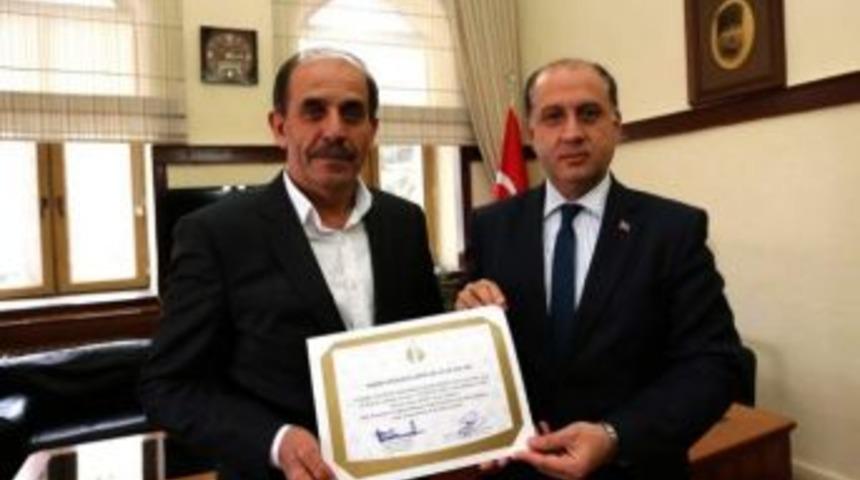 Vali &Ccedil;omaktekin Başarılı İhracat&ccedil;ıyı Kutladı