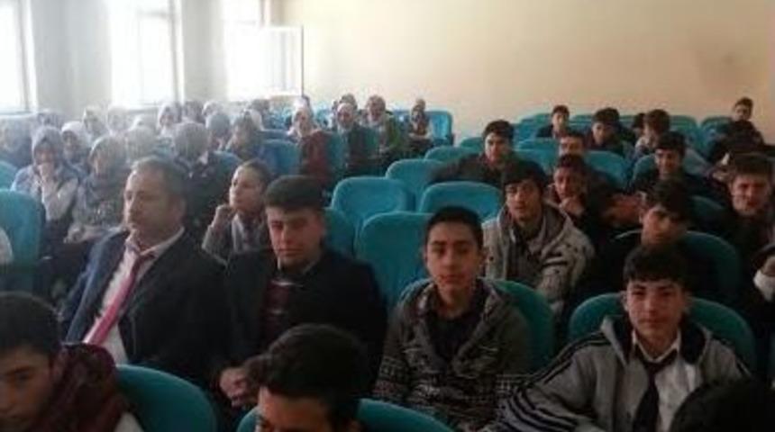 Ahlat M&uuml;ft&uuml;l&uuml;ğ&uuml;&rsquo;nden 40 Hadis Yarışması