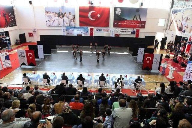 Bayraklı&rsquo;da Efeler Kıyasıya Yarıştı 1