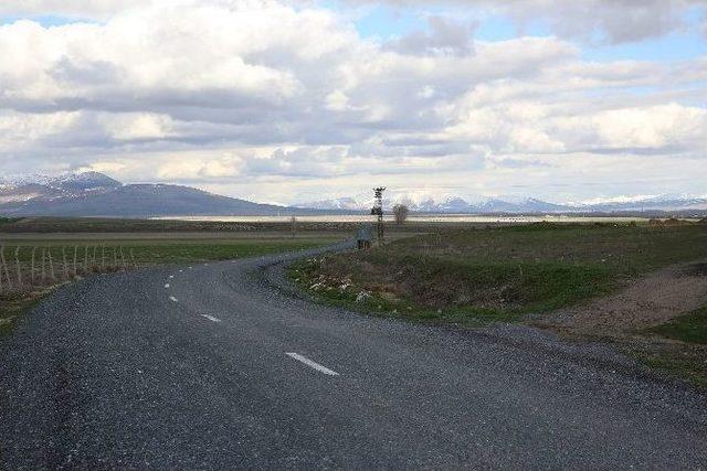 İl&ccedil;elerde Yol Ve Kilitli Parke Atağı 2