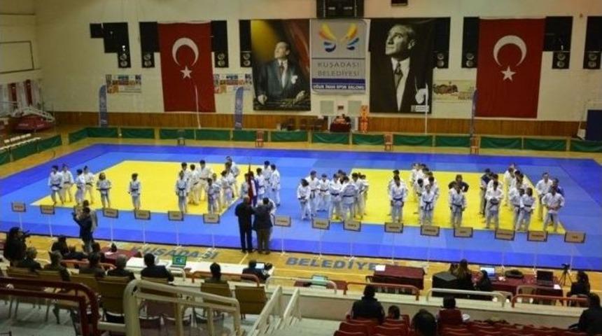 Anadolu Yıldızlar Judo Ligi Finali Kuşadası&rsquo;nda Yapıldı