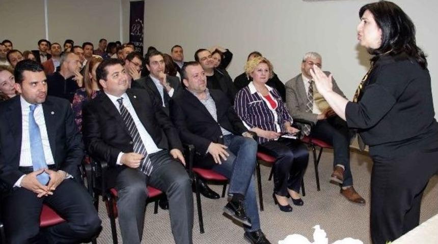 İş Adamları Bedenlerini Konuşturdu